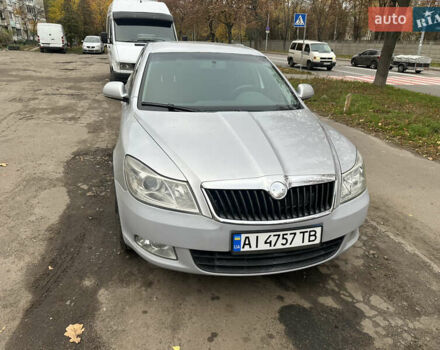 Серый Шкода Октавия, объемом двигателя 1.6 л и пробегом 255 тыс. км за 6600 $, фото 4 на Automoto.ua