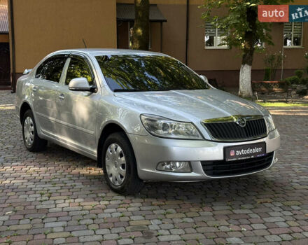 Сірий Шкода Октавія, об'ємом двигуна 2 л та пробігом 254 тис. км за 8400 $, фото 7 на Automoto.ua