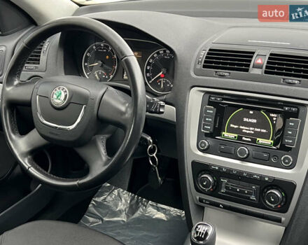 Серый Шкода Октавия, объемом двигателя 1.8 л и пробегом 212 тыс. км за 9333 $, фото 30 на Automoto.ua