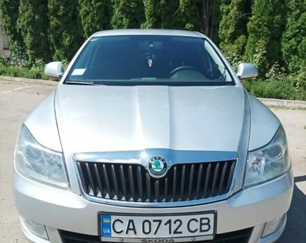 Серый Шкода Октавия, объемом двигателя 1.8 л и пробегом 212 тыс. км за 7800 $, фото 2 на Automoto.ua