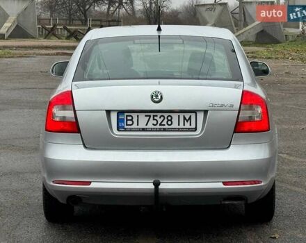 Серый Шкода Октавия, объемом двигателя 1.2 л и пробегом 190 тыс. км за 6750 $, фото 2 на Automoto.ua