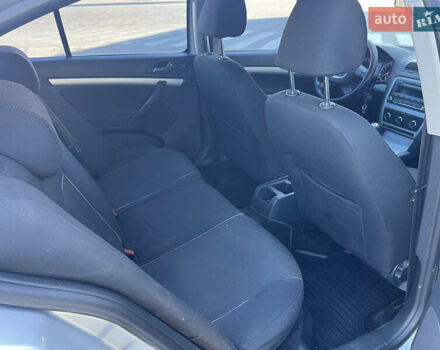 Серый Шкода Октавия, объемом двигателя 1.8 л и пробегом 215 тыс. км за 6350 $, фото 9 на Automoto.ua