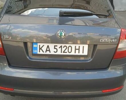 Серый Шкода Октавия, объемом двигателя 1.8 л и пробегом 218 тыс. км за 8300 $, фото 1 на Automoto.ua