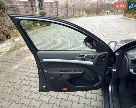 Серый Шкода Октавия, объемом двигателя 1.6 л и пробегом 77 тыс. км за 10900 $, фото 35 на Automoto.ua