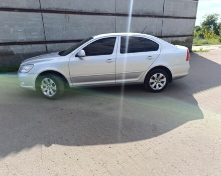 Серый Шкода Октавия, объемом двигателя 1.6 л и пробегом 330 тыс. км за 6999 $, фото 2 на Automoto.ua