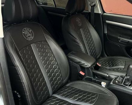 Серый Шкода Октавия, объемом двигателя 1.8 л и пробегом 239 тыс. км за 8800 $, фото 57 на Automoto.ua