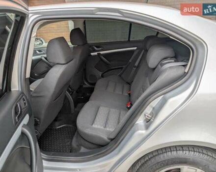 Серый Шкода Октавия, объемом двигателя 1.6 л и пробегом 306 тыс. км за 7850 $, фото 38 на Automoto.ua