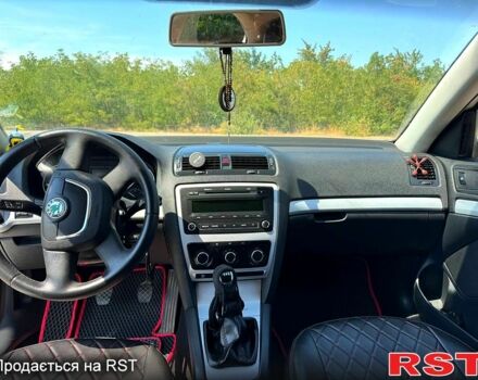 Шкода Октавия 2011 в Вознесенске на Automoto.ua Серый Шкода Октавия, объемом двигателя 1.8 л и пробегом 159 тыс. км за 6800 $, фото 8 на Automoto.ua