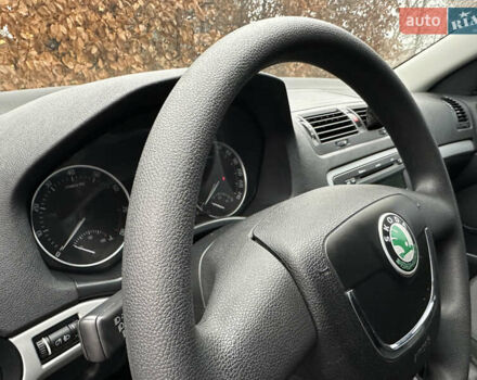 Серый Шкода Октавия, объемом двигателя 1.8 л и пробегом 140 тыс. км за 9500 $, фото 16 на Automoto.ua