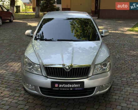 Сірий Шкода Октавія, об'ємом двигуна 2 л та пробігом 254 тис. км за 8400 $, фото 11 на Automoto.ua