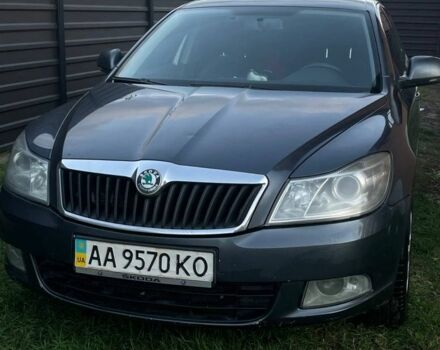 Шкода Октавія 2011 у Києві на Automoto.ua Сірий Шкода Октавія, об'ємом двигуна 1.8 л та пробігом 323 тис. км за 9000 $, фото 1 на Automoto.ua