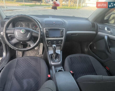 Сірий Шкода Октавія, об'ємом двигуна 1.6 л та пробігом 190 тис. км за 8700 $, фото 21 на Automoto.ua