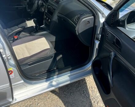 Сірий Шкода Октавія, об'ємом двигуна 1.6 л та пробігом 299 тис. км за 6200 $, фото 6 на Automoto.ua