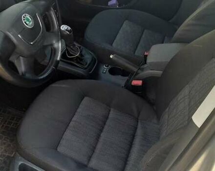 Сірий Шкода Октавія, об'ємом двигуна 1.8 л та пробігом 450 тис. км за 8000 $, фото 4 на Automoto.ua