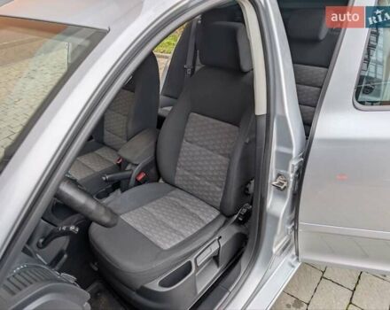 Серый Шкода Октавия, объемом двигателя 1.6 л и пробегом 306 тыс. км за 7850 $, фото 55 на Automoto.ua