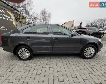 Серый Шкода Октавия, объемом двигателя 1.6 л и пробегом 77 тыс. км за 10950 $, фото 18 на Automoto.ua