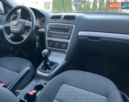 Сірий Шкода Октавія, об'ємом двигуна 1.8 л та пробігом 215 тис. км за 6350 $, фото 8 на Automoto.ua