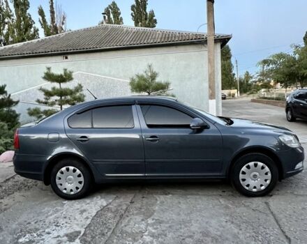 Серый Шкода Октавия, объемом двигателя 1.8 л и пробегом 324 тыс. км за 7600 $, фото 2 на Automoto.ua