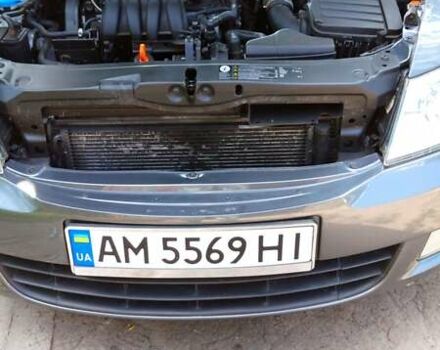 Серый Шкода Октавия, объемом двигателя 1.6 л и пробегом 209 тыс. км за 9800 $, фото 1 на Automoto.ua