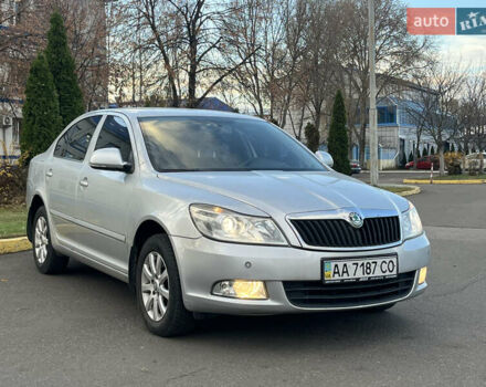 Сірий Шкода Октавія, об'ємом двигуна 1.8 л та пробігом 215 тис. км за 6400 $, фото 2 на Automoto.ua