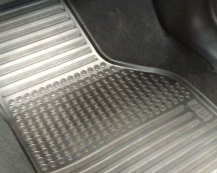 Серый Шкода Октавия, объемом двигателя 1.6 л и пробегом 209 тыс. км за 9800 $, фото 12 на Automoto.ua