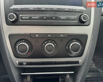 Серый Шкода Октавия, объемом двигателя 1.8 л и пробегом 166 тыс. км за 7300 $, фото 19 на Automoto.ua