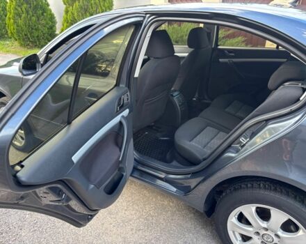 Серый Шкода Октавия, объемом двигателя 1.8 л и пробегом 180 тыс. км за 7100 $, фото 10 на Automoto.ua