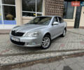 Шкода Октавия 2011 в Черкассах на Automoto.ua Серый Шкода Октавия, объемом двигателя 1.6 л и пробегом 183 тыс. км за 8700 $, фото 2 на Automoto.ua