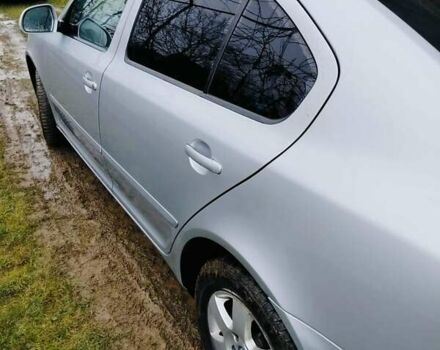 Серый Шкода Октавия, объемом двигателя 1.97 л и пробегом 322 тыс. км за 7500 $, фото 2 на Automoto.ua