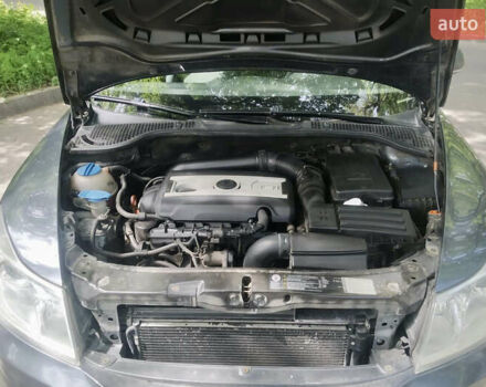 Сірий Шкода Октавія, об'ємом двигуна 1.8 л та пробігом 345 тис. км за 7600 $, фото 14 на Automoto.ua