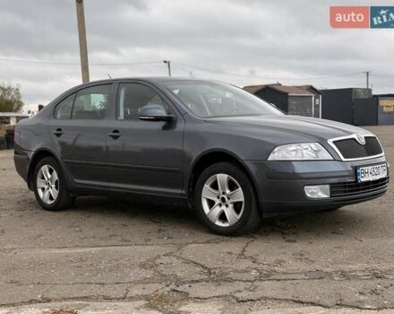 Серый Шкода Октавия, объемом двигателя 1.6 л и пробегом 301 тыс. км за 7500 $, фото 6 на Automoto.ua