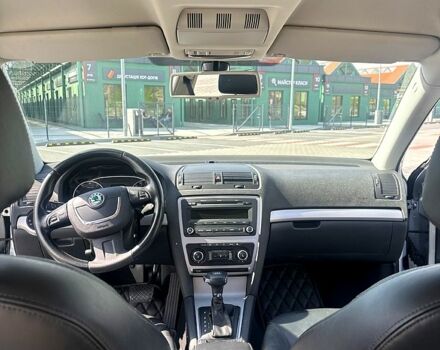 Шкода Октавия 2011 в Ирпене на Automoto.ua Серый Шкода Октавия, объемом двигателя 1.8 л и пробегом 158 тыс. км за 10500 $, фото 8 на Automoto.ua