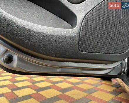 Серый Шкода Октавия, объемом двигателя 1.8 л и пробегом 239 тыс. км за 8800 $, фото 43 на Automoto.ua