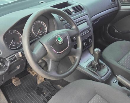 Серый Шкода Октавия, объемом двигателя 1.4 л и пробегом 132 тыс. км за 7999 $, фото 7 на Automoto.ua