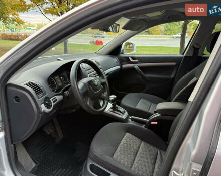 Сірий Шкода Октавія, об'ємом двигуна 1.8 л та пробігом 190 тис. км за 7200 $, фото 16 на Automoto.ua