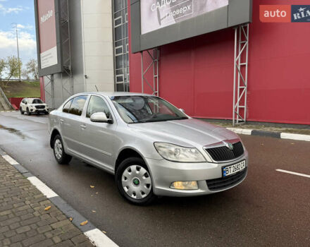 Сірий Шкода Октавія, об'ємом двигуна 1.8 л та пробігом 190 тис. км за 7200 $, фото 8 на Automoto.ua