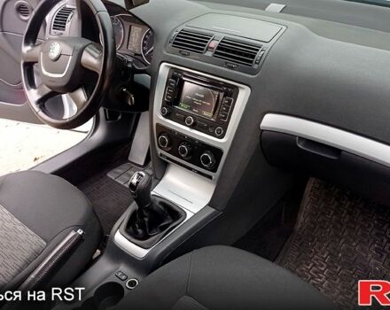 Серый Шкода Октавия, объемом двигателя 1.6 л и пробегом 168 тыс. км за 8100 $, фото 6 на Automoto.ua