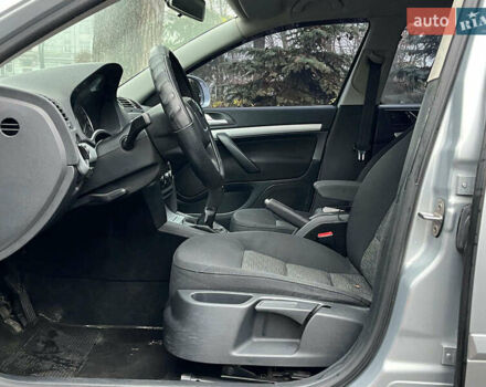 Сірий Шкода Октавія, об'ємом двигуна 1.6 л та пробігом 226 тис. км за 6990 $, фото 11 на Automoto.ua