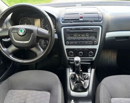 Серый Шкода Октавия, объемом двигателя 1.8 л и пробегом 180 тыс. км за 7100 $, фото 18 на Automoto.ua