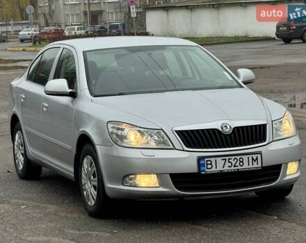 Серый Шкода Октавия, объемом двигателя 1.2 л и пробегом 190 тыс. км за 6750 $, фото 1 на Automoto.ua
