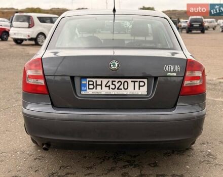 Серый Шкода Октавия, объемом двигателя 1.6 л и пробегом 301 тыс. км за 7500 $, фото 9 на Automoto.ua