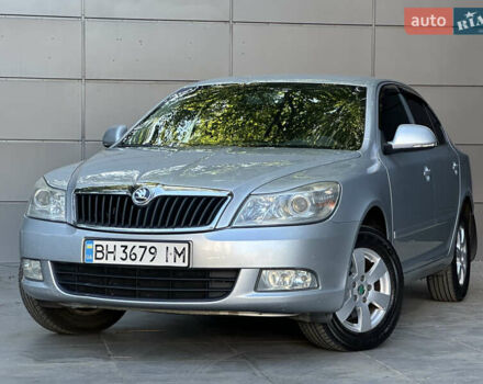 Серый Шкода Октавия, объемом двигателя 1.8 л и пробегом 240 тыс. км за 8200 $, фото 1 на Automoto.ua