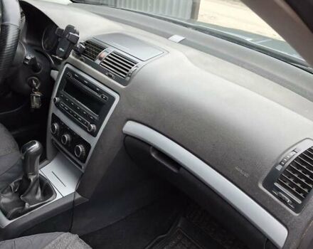 Сірий Шкода Октавія, об'ємом двигуна 1.8 л та пробігом 272 тис. км за 7500 $, фото 6 на Automoto.ua