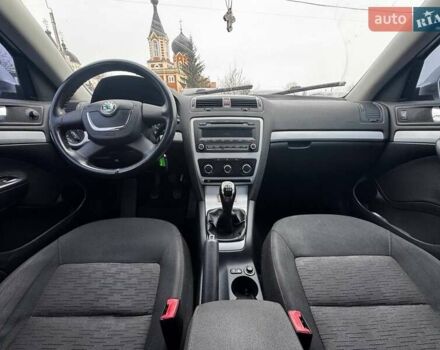 Серый Шкода Октавия, объемом двигателя 1.8 л и пробегом 330 тыс. км за 6700 $, фото 17 на Automoto.ua
