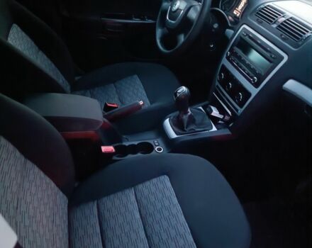 Сірий Шкода Октавія, об'ємом двигуна 0 л та пробігом 253 тис. км за 7089 $, фото 4 на Automoto.ua