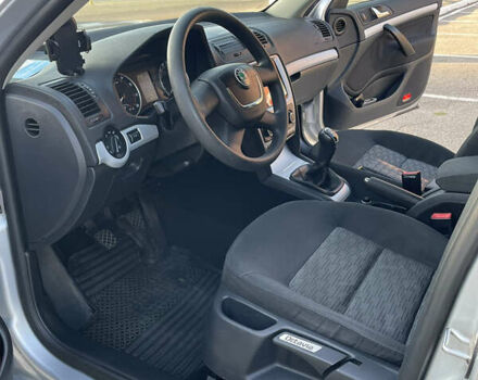 Сірий Шкода Октавія, об'ємом двигуна 1.8 л та пробігом 185 тис. км за 8000 $, фото 3 на Automoto.ua