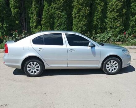 Серый Шкода Октавия, объемом двигателя 1.8 л и пробегом 212 тыс. км за 7800 $, фото 11 на Automoto.ua