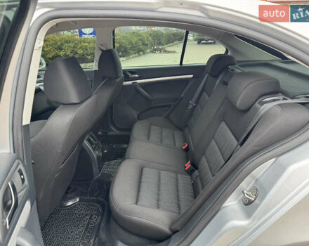 Серый Шкода Октавия, объемом двигателя 1.8 л и пробегом 166 тыс. км за 7300 $, фото 13 на Automoto.ua