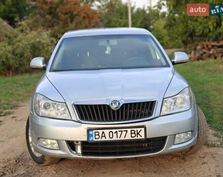 Сірий Шкода Октавія, об'ємом двигуна 1.6 л та пробігом 350 тис. км за 5500 $, фото 1 на Automoto.ua