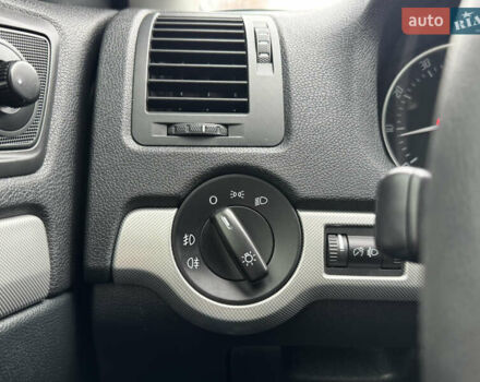 Серый Шкода Октавия, объемом двигателя 1.8 л и пробегом 166 тыс. км за 7300 $, фото 17 на Automoto.ua